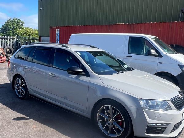 Skoda Octavia Estate, Diesel, 2016, Grey