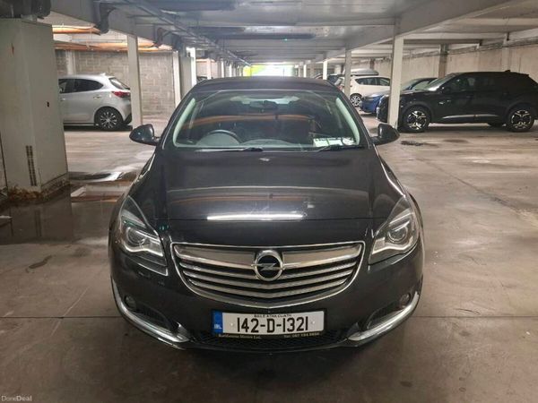 Opel Insignia Hatchback, Diesel, 2014, Black