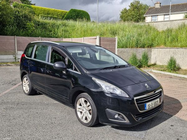 Peugeot 5008 MPV, Diesel, 2015, Black