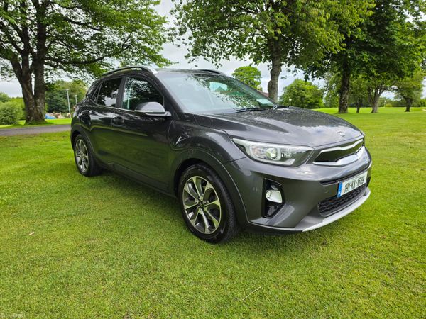 Kia Stonic Estate/Jeep, Diesel, 2019, Grey