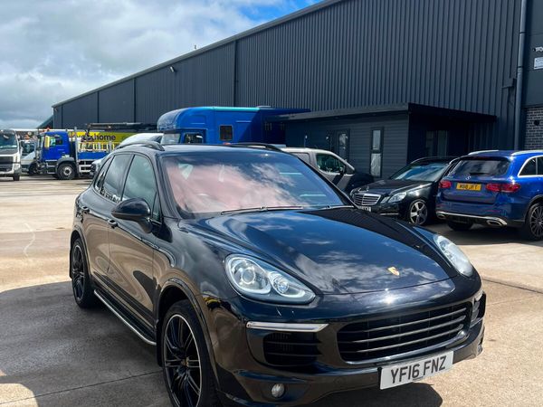 Porsche Cayenne SUV, Diesel, 2016, Black