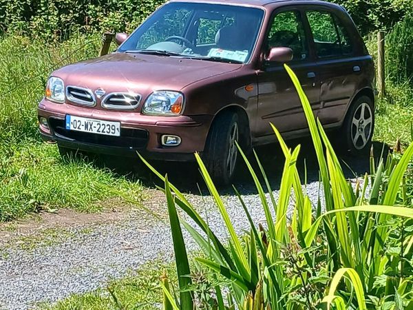 Nissan Micra Hatchback, Petrol, 2002, Red