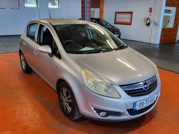 Opel Corsa Hatchback, Petrol, 2009, Silver