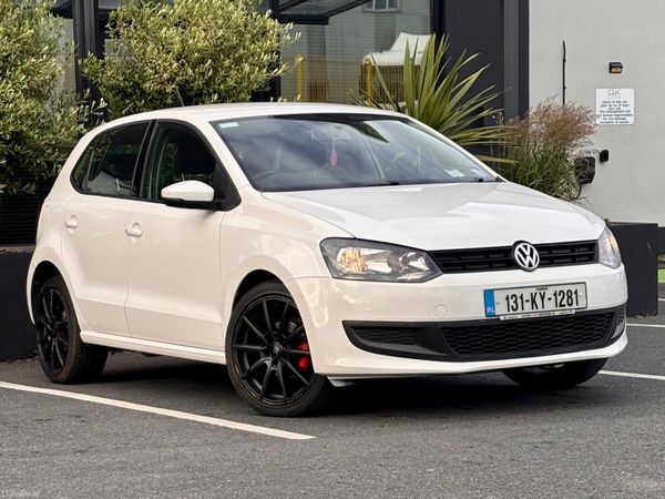 Volkswagen Polo Hatchback, Petrol, 2013, White