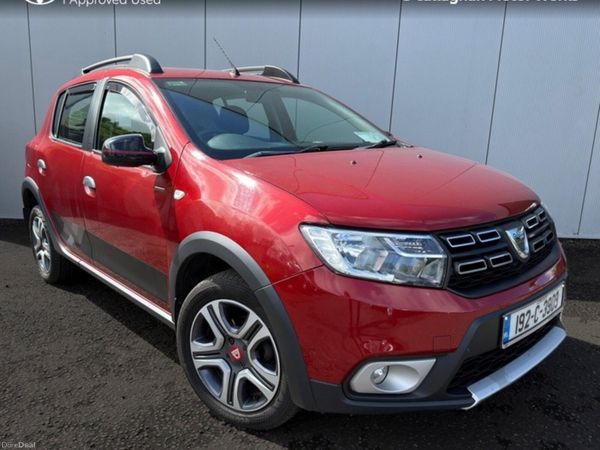 Dacia Sandero Hatchback, Petrol, 2019, Red