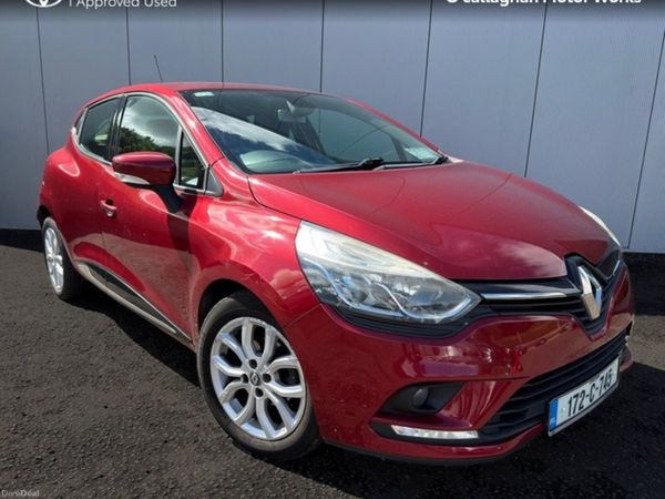 Renault Clio Hatchback, Petrol, 2017, Red
