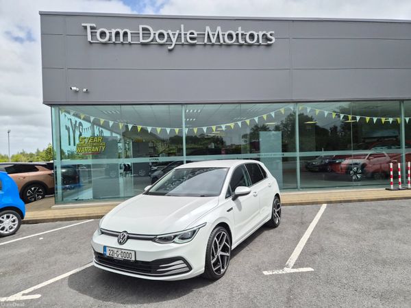 Volkswagen Golf Hatchback, Petrol Hybrid, 2022, White