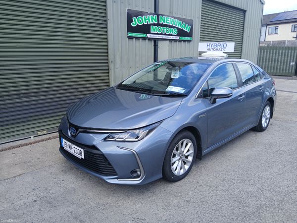 Toyota Corolla Saloon, Petrol Hybrid, 2019, Grey