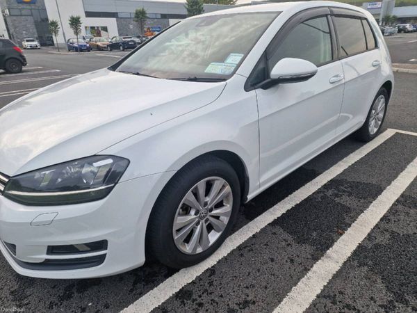 Volkswagen Golf Hatchback, Petrol, 2015, Silver