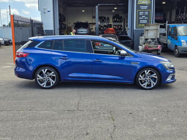 Renault Megane Hatchback, Petrol, 2018, Blue
