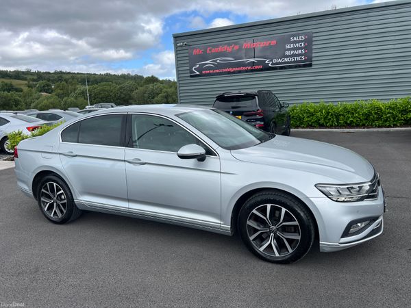 Volkswagen Passat Saloon, Diesel, 2020, Silver