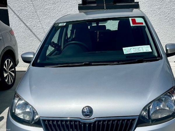 Skoda Citigo Hatchback, Petrol, 2013, Silver