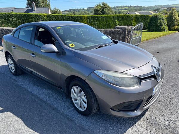 Renault Fluence Saloon, Diesel, 2013, Grey