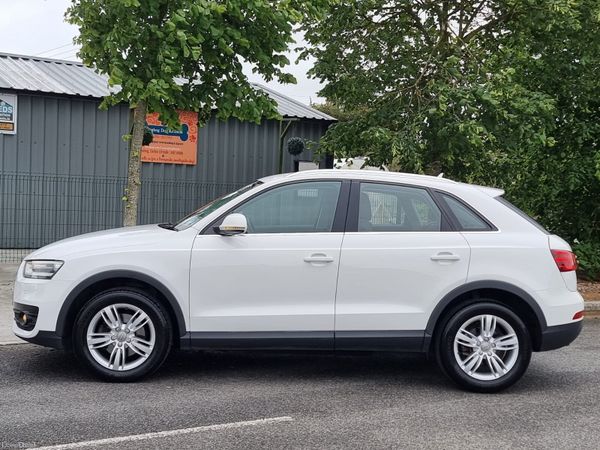 Audi Q3 SUV, Petrol, 2014, White