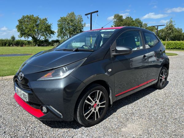 Toyota Aygo Hatchback, Petrol, 2016, Grey