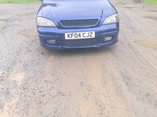 Vauxhall Astra Hatchback, Petrol, 2004, Blue