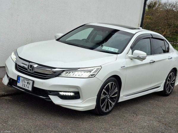 Honda Accord Saloon, Petrol Hybrid, 2017, White