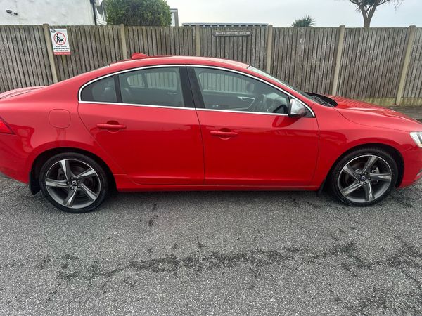 Volvo S60 Saloon, Diesel, 2014, Red