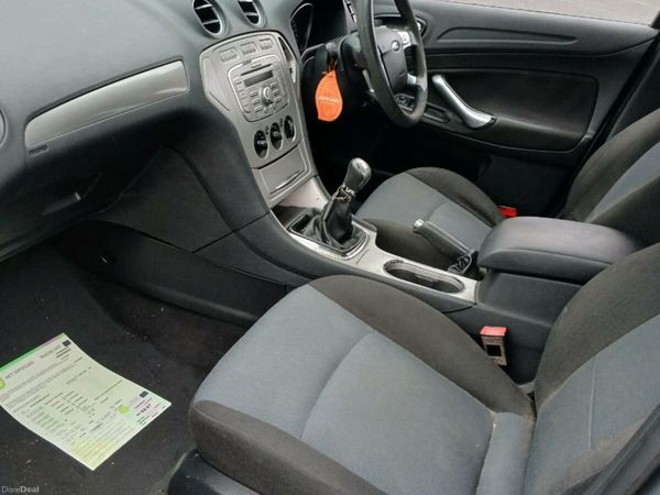 Ford Mondeo Saloon, Diesel, 2008, Silver