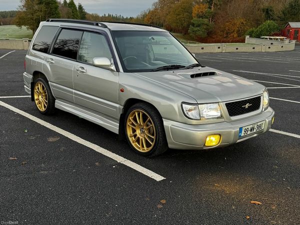 Subaru Forester SUV, Petrol, 1999, Silver