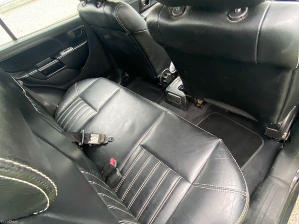 Mitsubishi Pajero SUV, Petrol, 2004, Grey