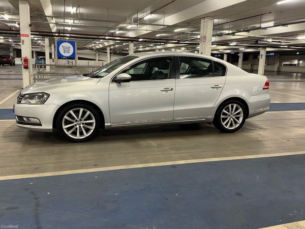 Volkswagen Passat Saloon, Diesel, 2014, Silver