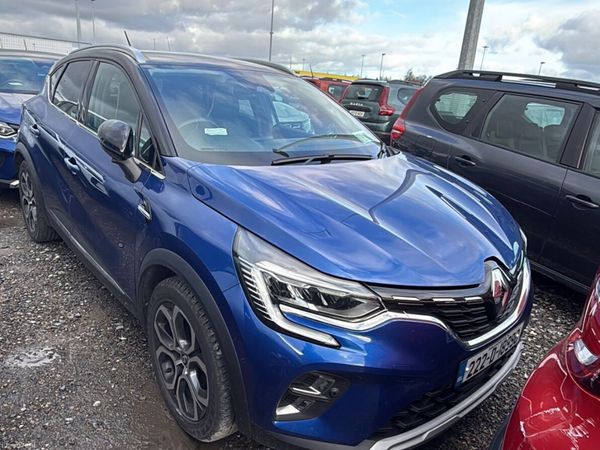 Renault Captur Hatchback, Petrol, 2022, Blue