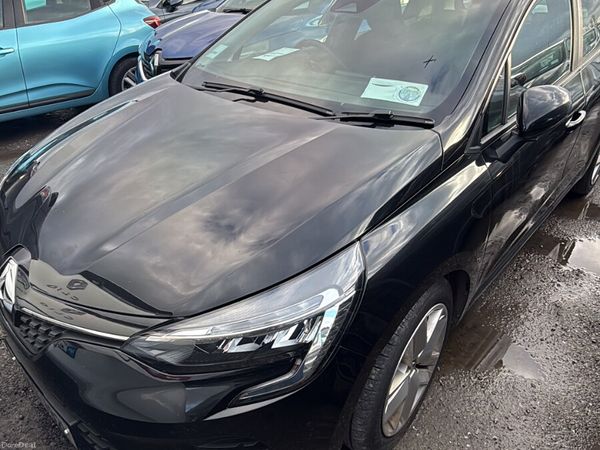 Renault Clio Hatchback, Petrol, 2022, Black