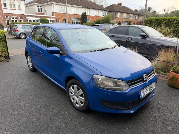 Volkswagen Polo Hatchback, Petrol, 2010, Blue
