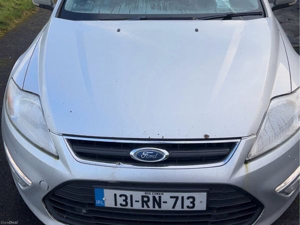 Ford Mondeo Hatchback, Diesel, 2013, Silver