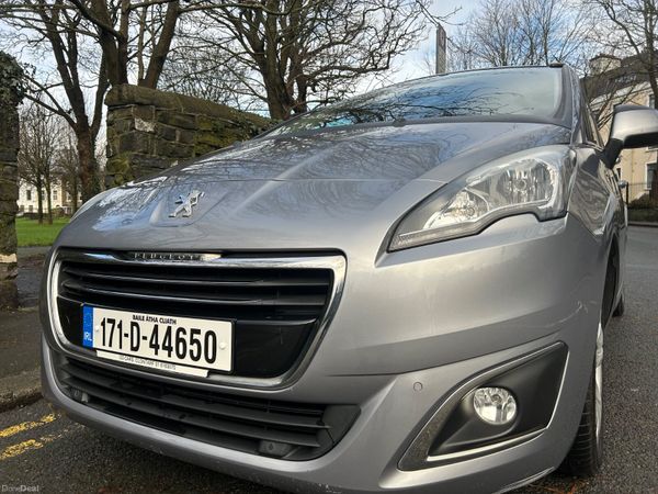 Peugeot 5008 MPV, Petrol, 2017, Grey