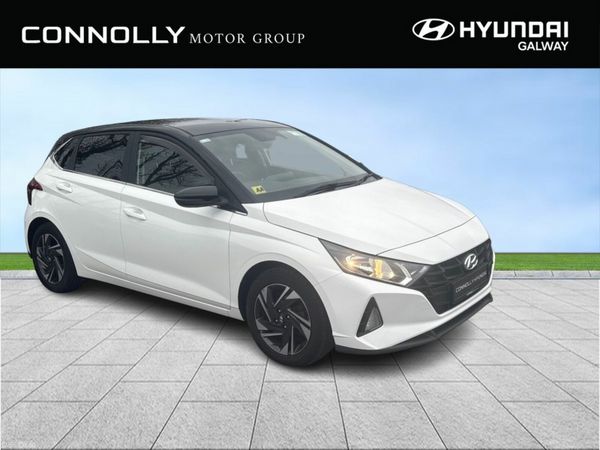Hyundai i20 Hatchback, Petrol, 2023, White