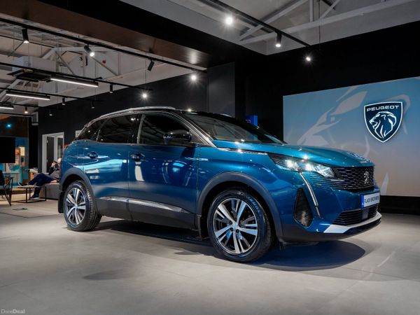 Peugeot 3008 MPV, Diesel, 2023, Blue