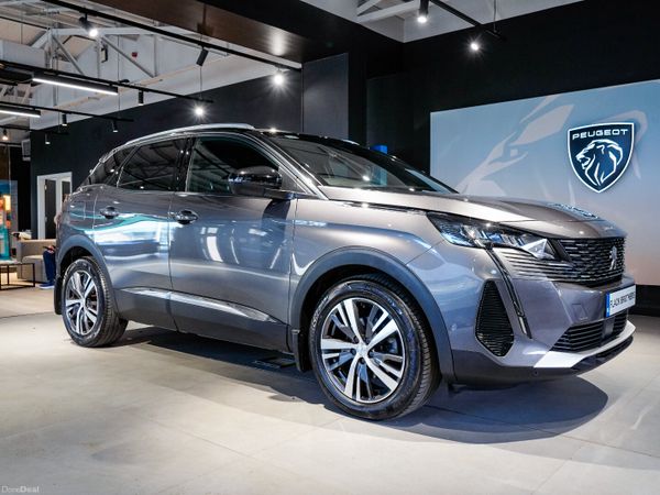 Peugeot 3008 MPV, Diesel, 2023, Grey