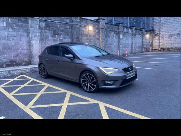 SEAT Leon Hatchback, Diesel, 2014, Grey