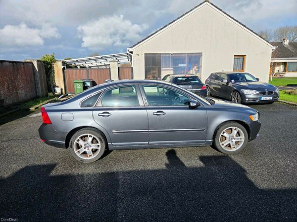 Volvo S40 Saloon, Ethanol Petrol, 2008, Grey