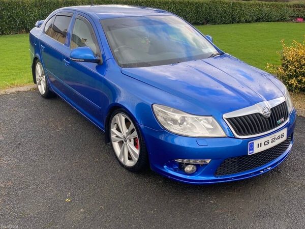 Skoda Octavia Hatchback, Diesel, 2011, Blue