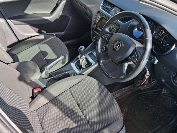 Skoda Octavia Estate, Diesel, 2015, Black