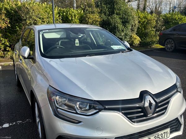 Renault Megane Hatchback, Diesel, 2017, Grey