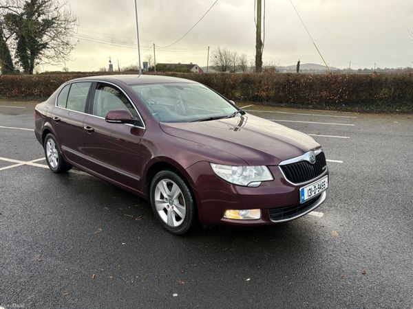 Skoda Superb Saloon, Diesel, 2013, Red
