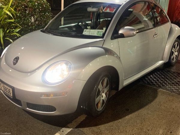 Volkswagen Beetle Hatchback, Petrol, 2007, Silver