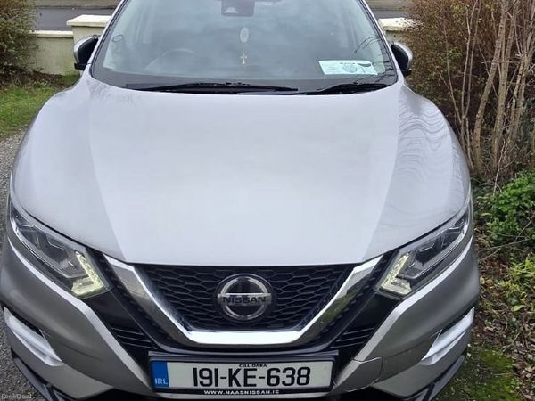 Nissan Qashqai MPV, Petrol, 2019, Grey