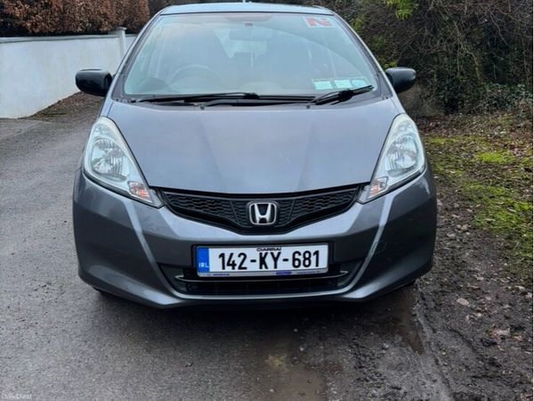 Honda Jazz Hatchback, Petrol, 2014, Grey