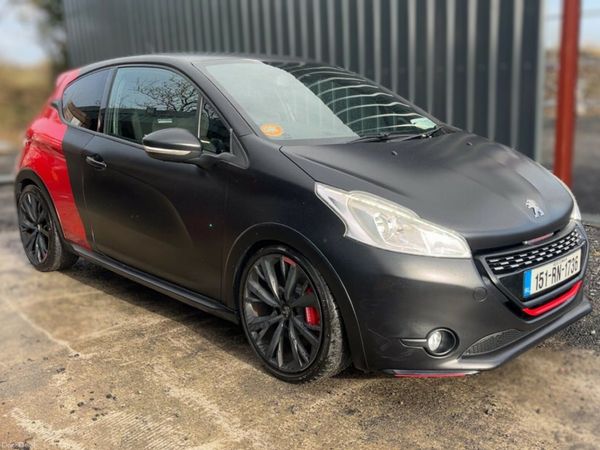 Peugeot 208 Hatchback, Petrol, 2015, Black
