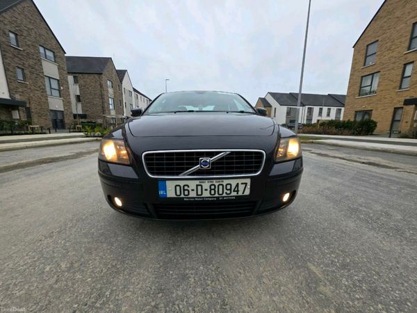 Volvo S40 Saloon, Petrol, 2006, Black