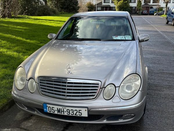 Mercedes-Benz E-Class Saloon, Petrol, 2005, Silver