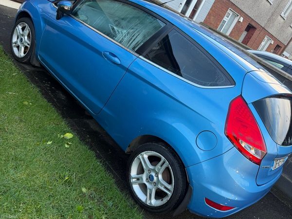 Ford Fiesta Hatchback, Petrol, 2008, Blue