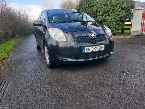 Toyota Yaris Hatchback, Petrol, 2006, Black