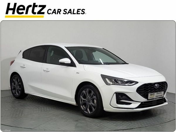 Ford Focus Hatchback, Petrol, 2023, White