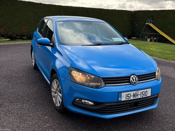 Volkswagen Polo Hatchback, Petrol, 2015, Blue